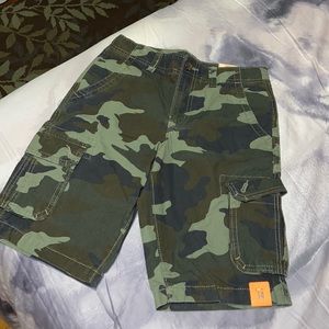 Camo cargo shorts with adjustable Waist